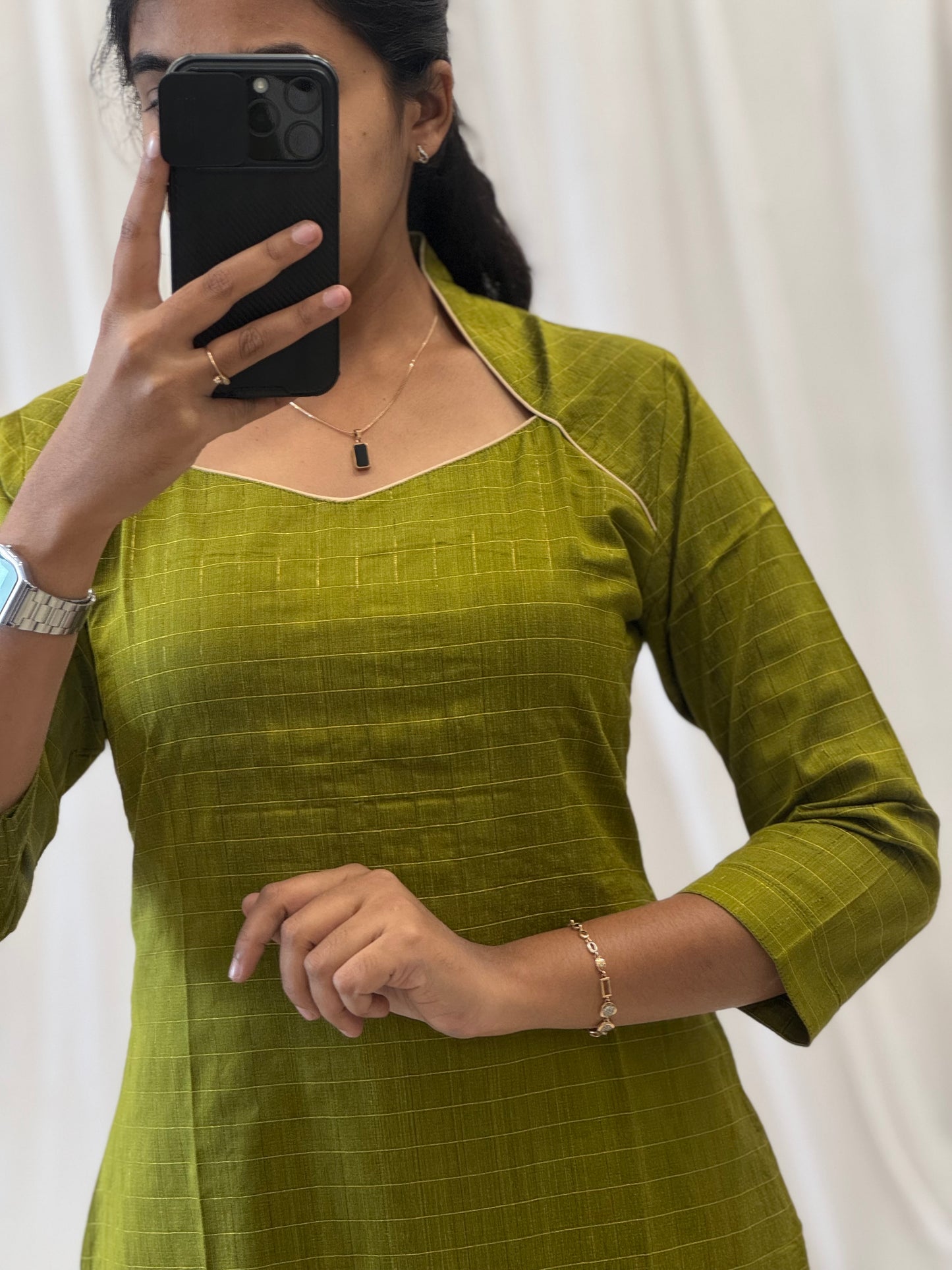 Checked Zari Raw Silk Straight Kurti