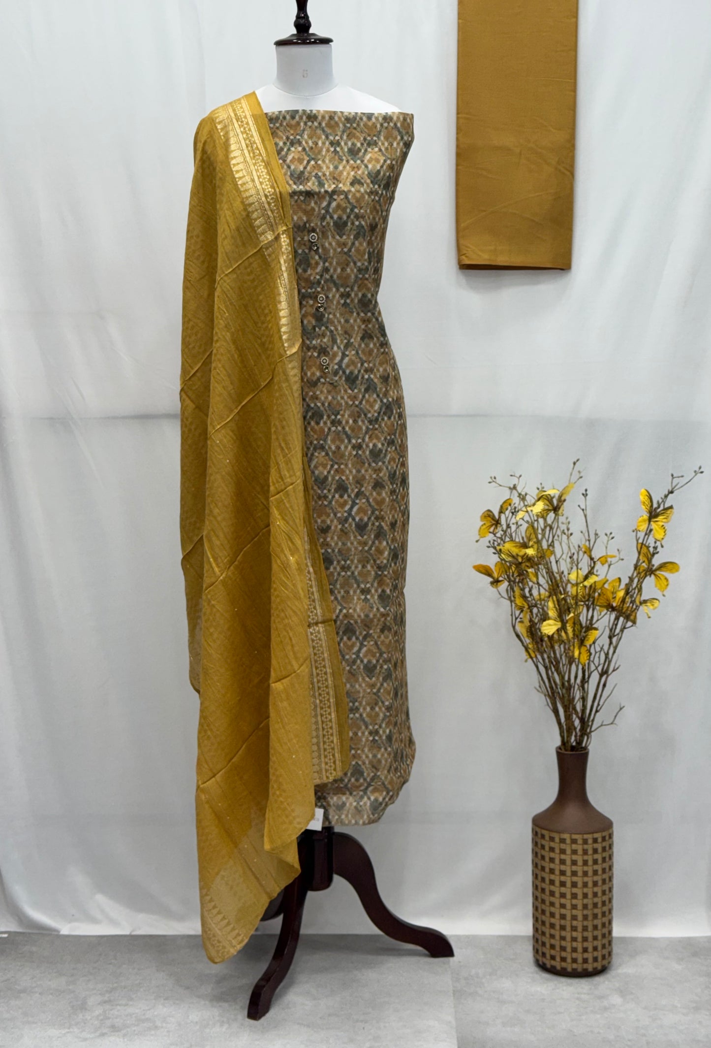 Tissue Unstitched Suit