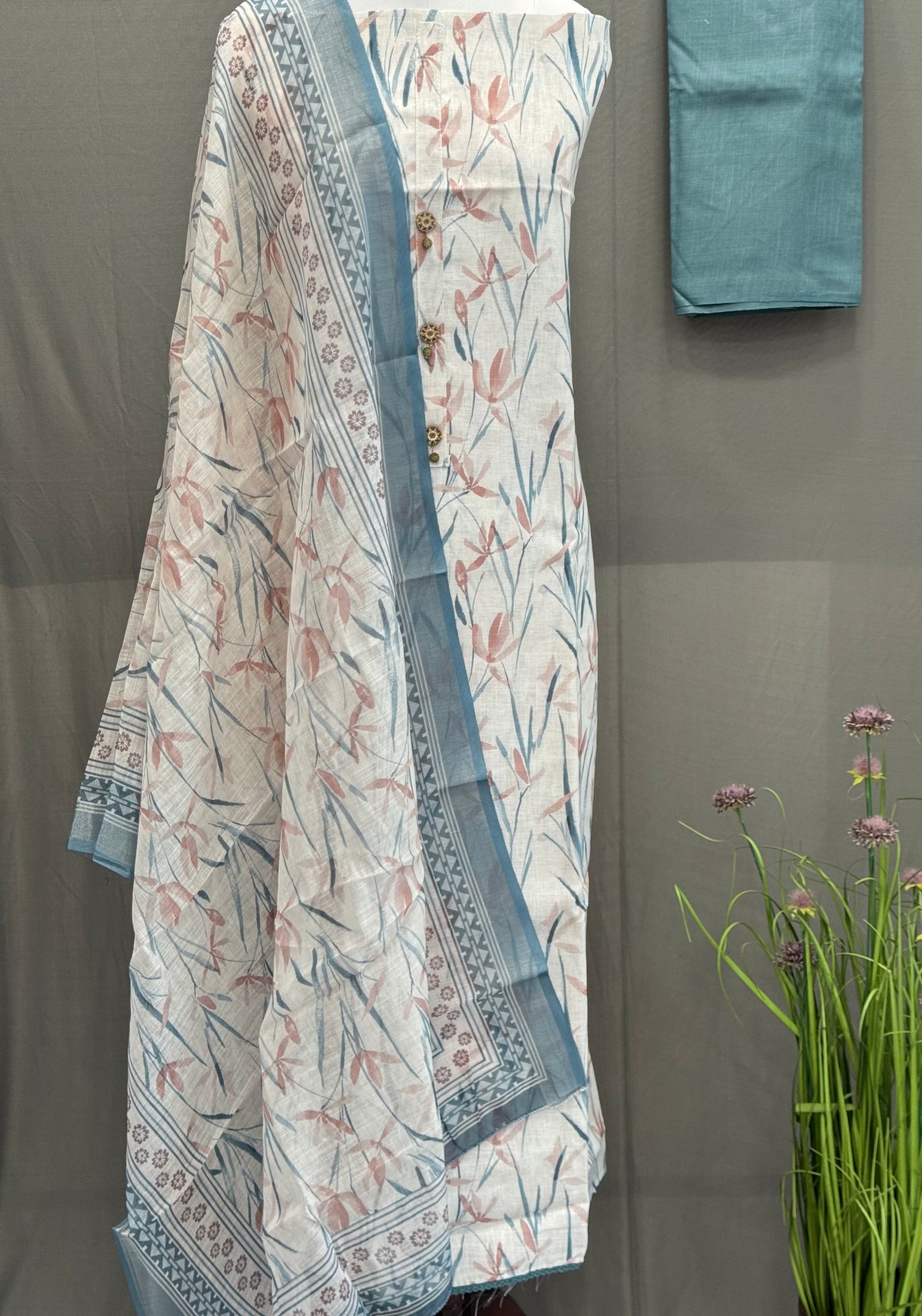 Lilen Digital Printed Unstitched Suit