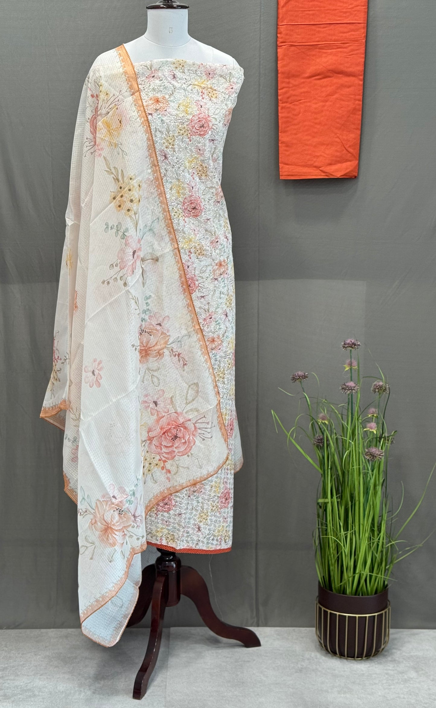 Lilen Digital Printed Unstitched Suit