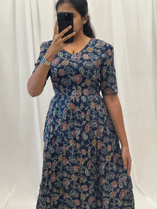 Blue / 36