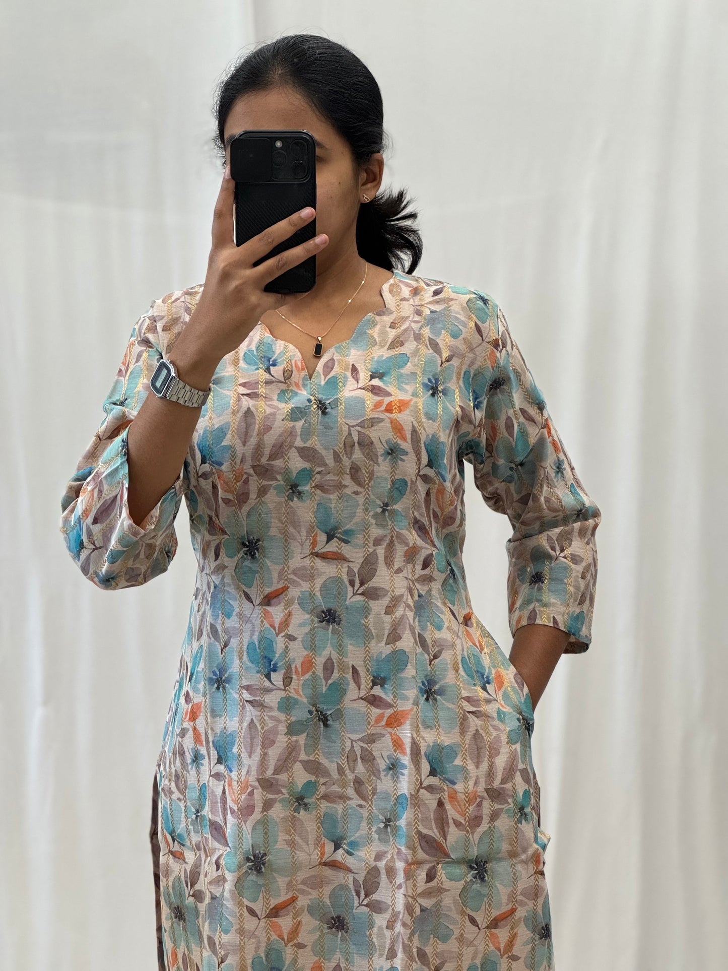 Zari Chanderi Straight Kurti