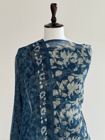 Ajrak Kota Doria Suit Set