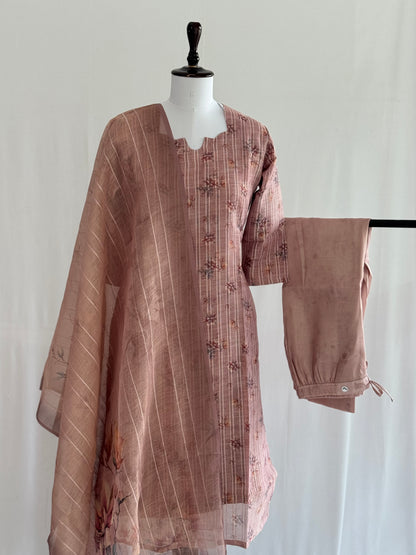 Baby Pink Floral Tissue Linen Set