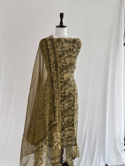 Ajrak Kota Doria Suit Set