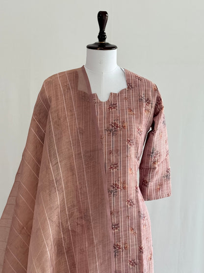 Baby Pink Floral Tissue Linen Set