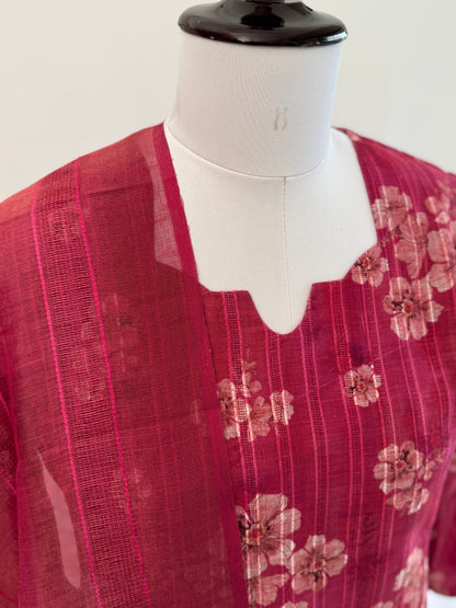 Pink Floral Tissue Linen Set