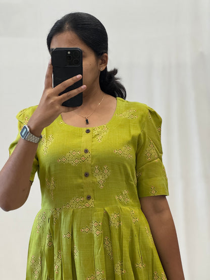 Minimalist Rayon Maxi