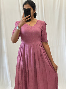 Pink / 36