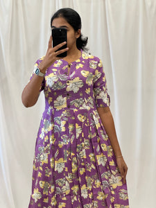 Violet / 36