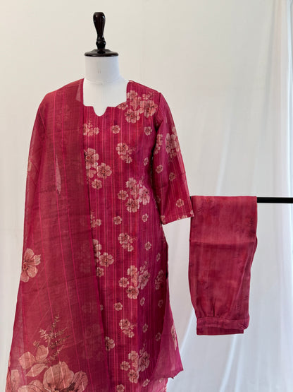 Pink Floral Tissue Linen Set