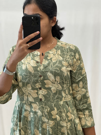 Rayon Umbrella Kurti with Chinese Collar