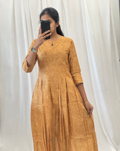 Yellow / 34