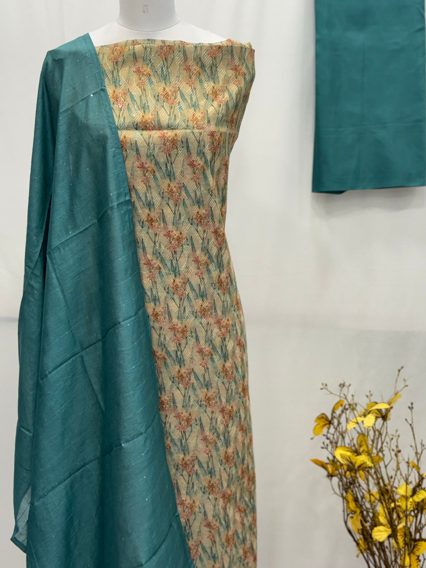 Tissue Unstitched Suit