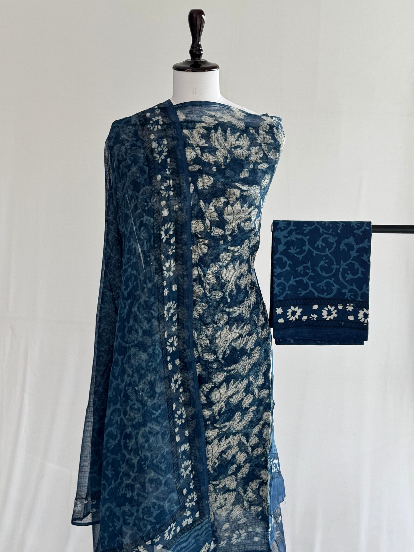 Ajrak Kota Doria Suit Set