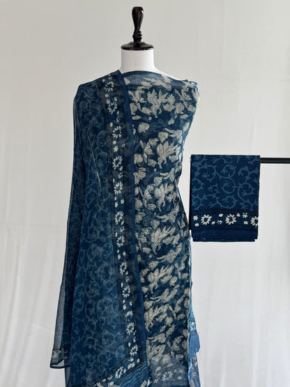 Ajrak Kota Doria Suit Set