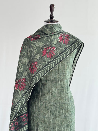 Handcrafted Kantha Ghicha Tussar Silk Set