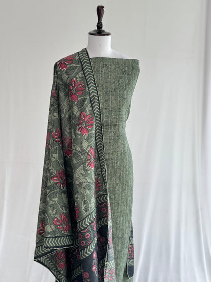 Handcrafted Kantha Ghicha Tussar Silk Set