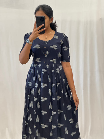 Minimalist Rayon Maxi