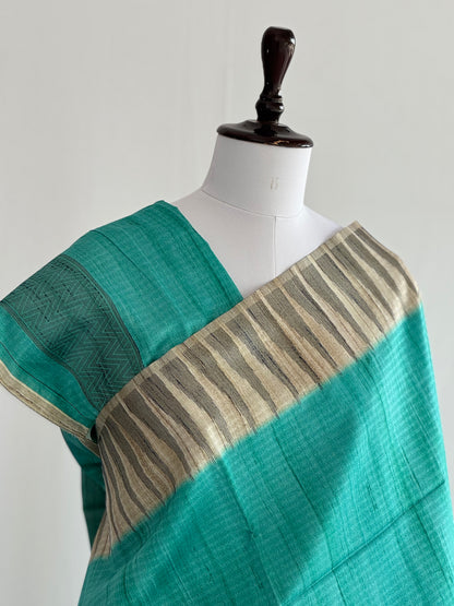 Temple Bordered semi Raw silk saree with plain blouse