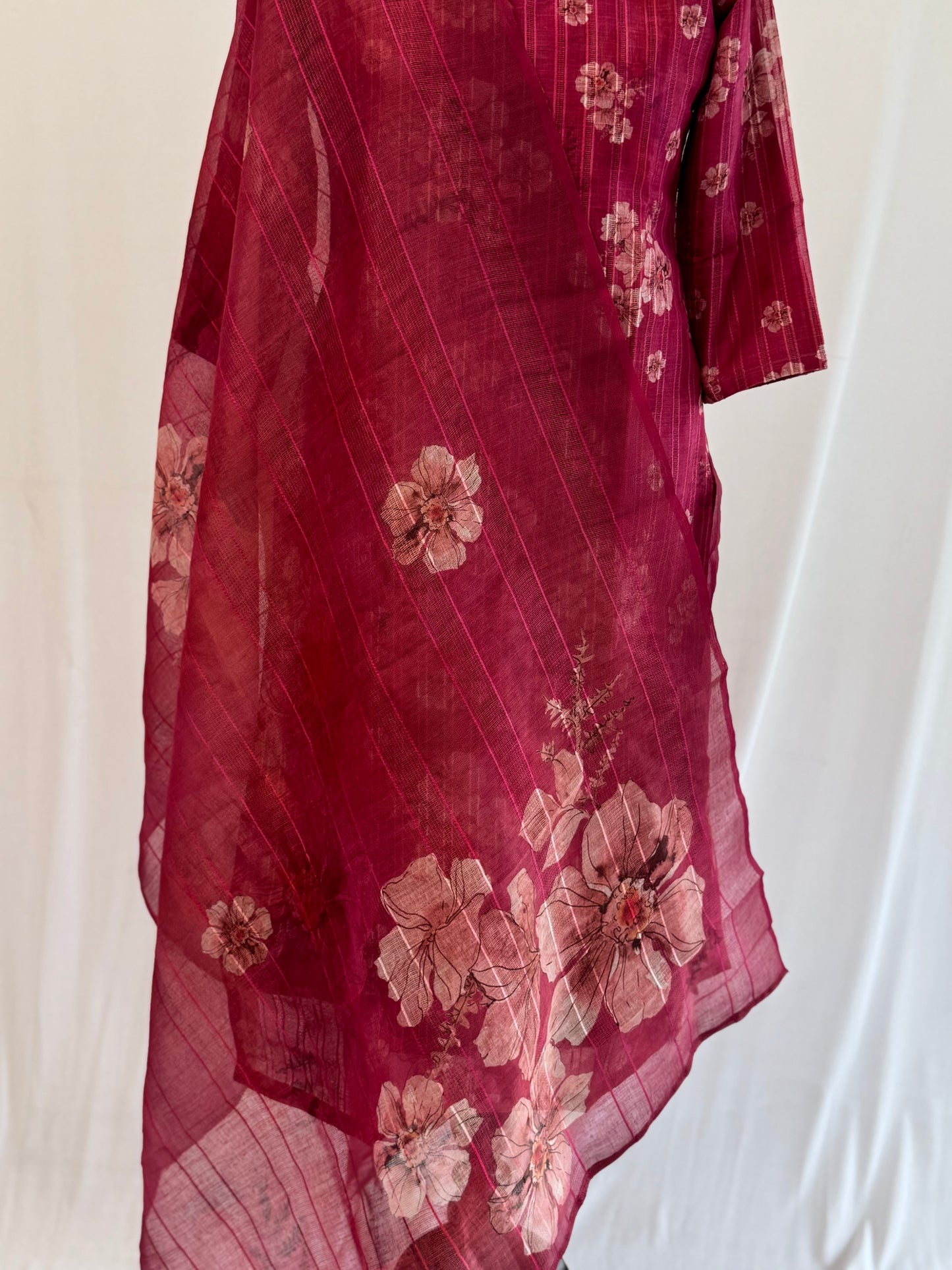 Pink Floral Tissue Linen Set