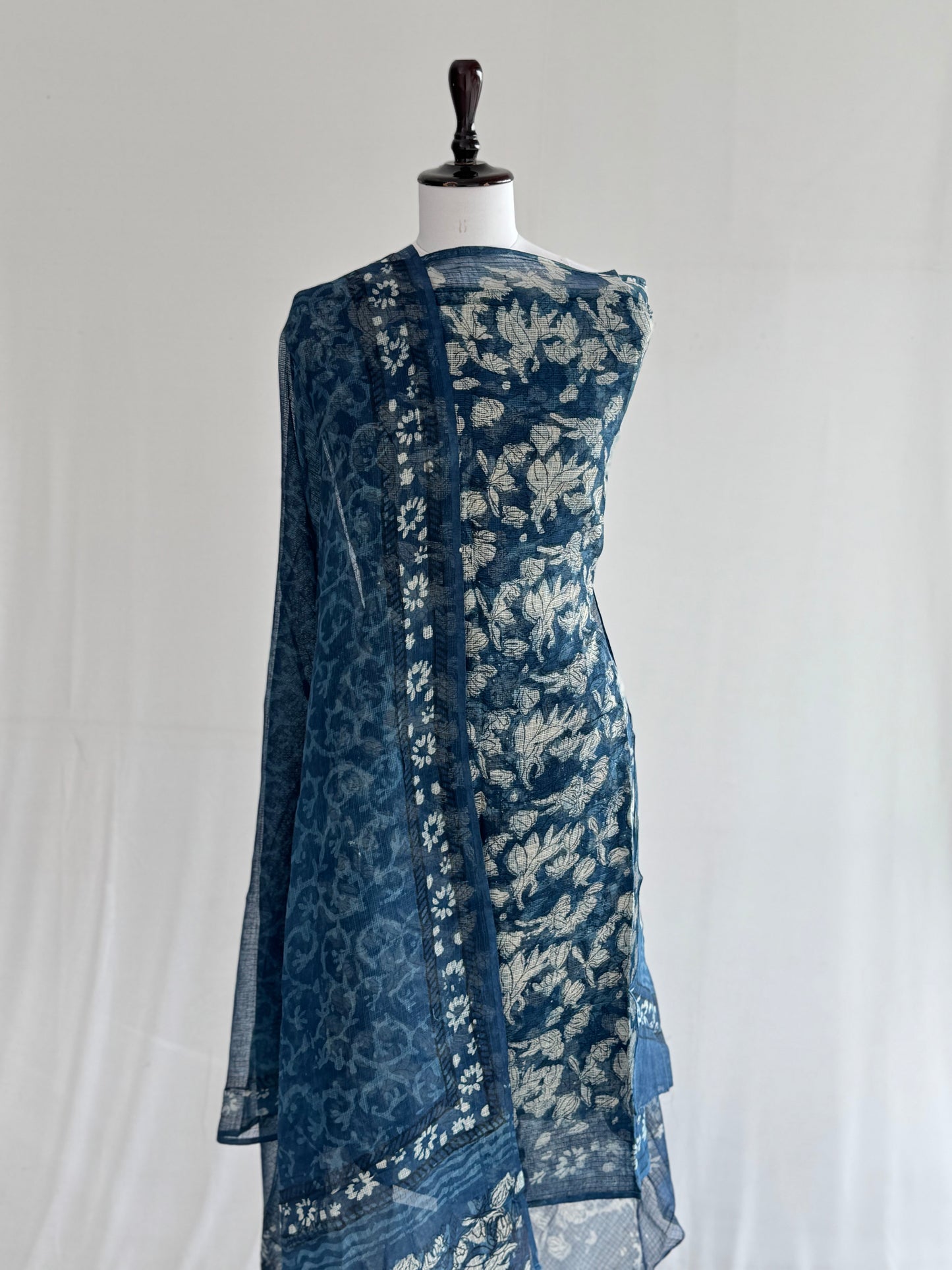 Ajrak Kota Doria Suit Set