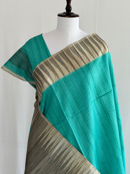 Temple Bordered semi Raw silk saree with plain blouse