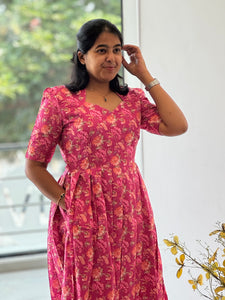 Pink / 36