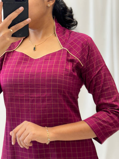 Checked Zari Raw Silk Straight Kurti