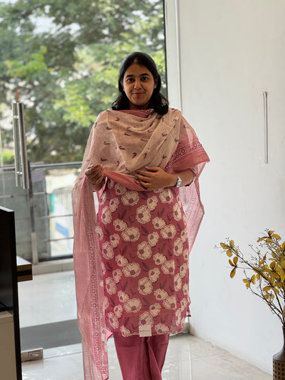 Dusty Onion Pink Lilen Cotton 3 Piece Set