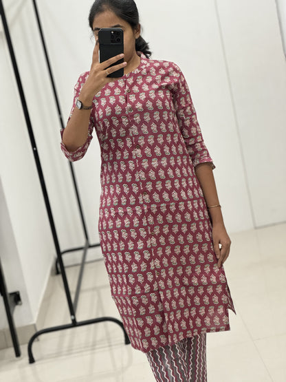 Co-ord sets - Leaf printed Cotton Kurti, With curved lines pant