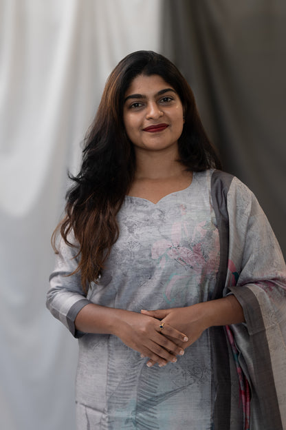 Muslin Chanderi 3-Piece Set With Pockets